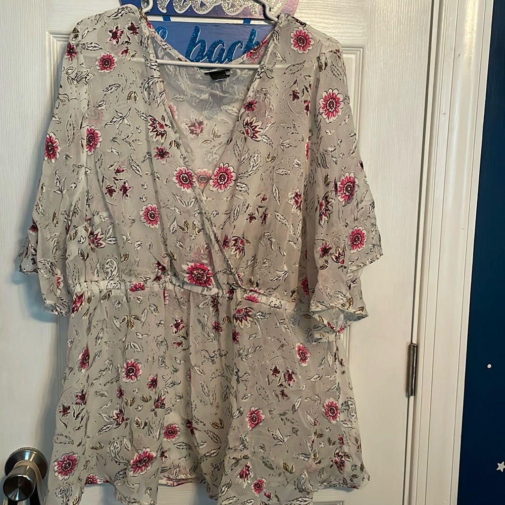 Torrid floral top